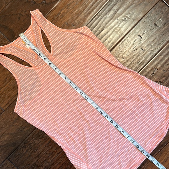Lucy Tech Athletic Racerback Tank Top Medium - Picture 8 of 8